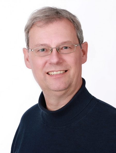 Michael Bommel, MB-Fotostudio & Karriere, Bewerbungsfotos von einem Fotografen mit Erfahrung aus Personalberatung und Bewerbungscoaching