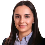 Klassisch-seriöses Bewerbungsfoto für konservative Branchen und Positionen