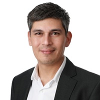 Klassisches Bewerbungsfoto im Portrait-Stil für professionelle Bewerbungen